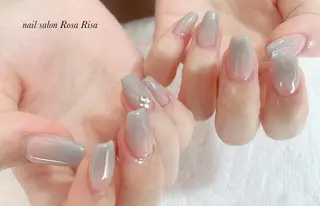 ミディアム ネイル ネイルスタジオ シェイクユアハンズのネイルデザイン