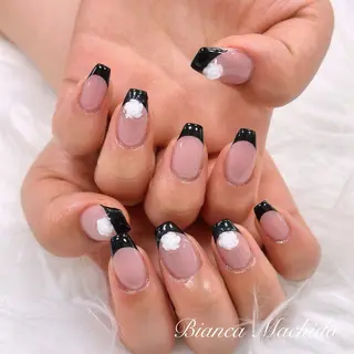 ネイル Bianca👼🏻 OIKAWAのネイルデザイン