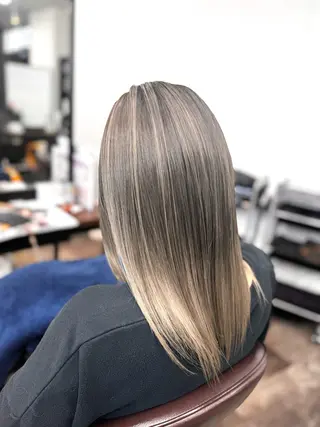 fee仙台店所属・fee 仙台のヘアスタイル