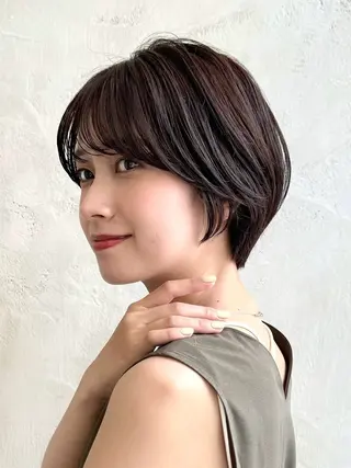 ショート カラー 💍新宿ショート 💍岩田莉奈のヘアスタイル