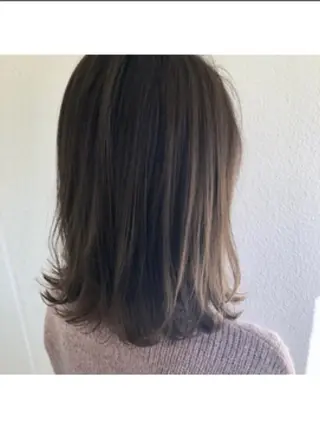 セミロング カラー LUXBE UNITED所属・🌷RIE 🌷のヘアスタイル