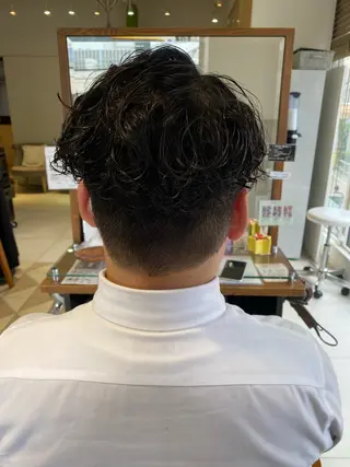 カラー パーマ ヘアアレンジ メンズ メンズパーマの巨匠 鈴木純のヘアスタイル