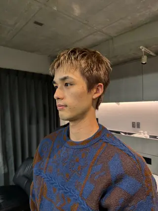 ショート メンズ 吉田一輝 外国人パーマのヘアスタイル