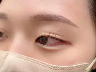 マツエク・マツパ アイブロウ 佐藤 悠里のネイルデザイン