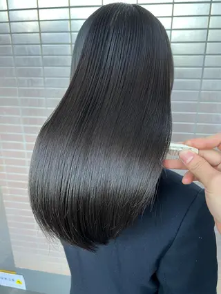 ロング 小口 晃のヘアスタイル