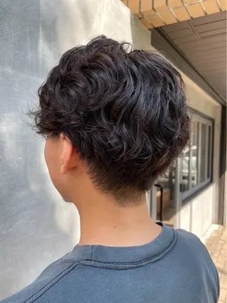 パーマ メンズ Aono'Ba/LOVERS所属・三嶋 陽友のヘアスタイル