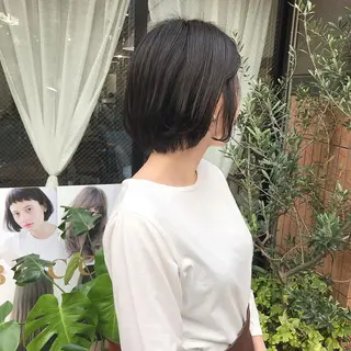 ショート レイヤー/顔周り /AKARIのヘアスタイル