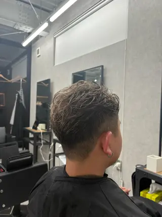 カラー パーマ メンズ 武井 蓮汰のヘアスタイル