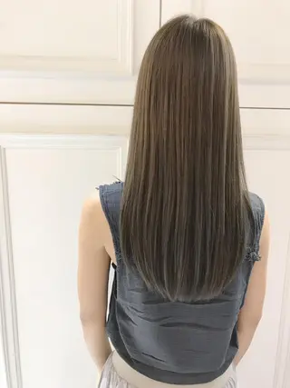 ロング Neolive caffのヘアスタイル