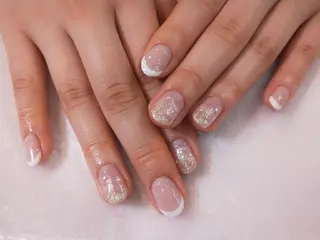 ネイル R'well所属・はばすみれ🎀ﾈｲﾙ 光ﾌｪｲｼｬﾙ ﾍｱのネイルデザイン