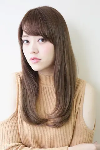 ロング まつお かずねのヘアスタイル