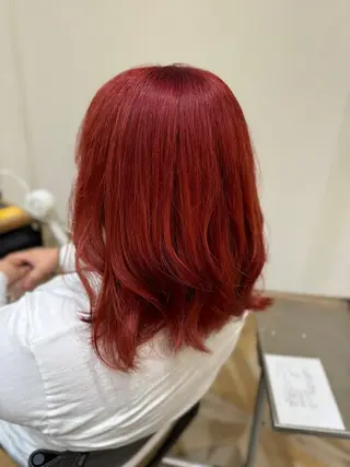 セミロング カラー 鈴木 佐菜のヘアスタイル