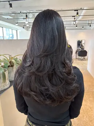 ロング 心斎橋/海外レイヤー 募集中三好玲奈のヘアスタイル