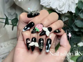 ネイル E.N🦋 長さ出し/持ち込みのネイルデザイン