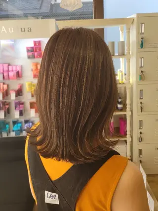 ミディアム カラー レイヤー/ショート /山田譲治✂️のヘアスタイル