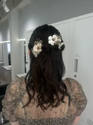 ヘアアレンジ GiseL さあや博多ハイトーンのヘアスタイル