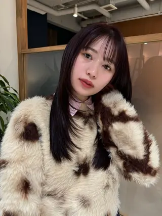 ロング カラー mei｜顔まわり ×透明感カラーのヘアスタイル