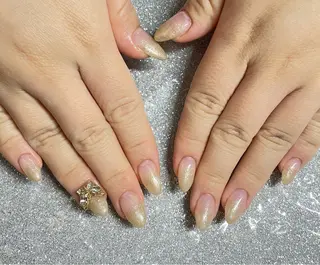 ネイル VIERU 🌈🎀💖のネイルデザイン