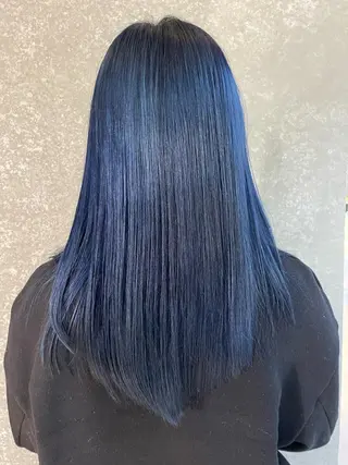 セミロング 韓国式パーマ🔥 ブリーチ🔥TOMOのヘアスタイル