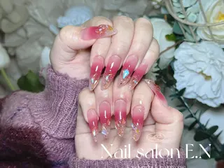 ネイル E.N🦋 長さ出し/持ち込みのネイルデザイン