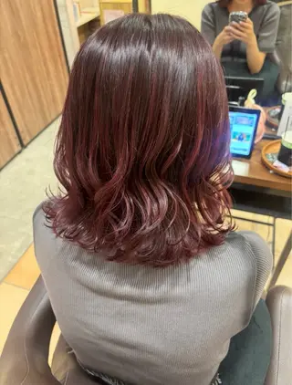ミディアム カラー 石原 姫菜のヘアスタイル