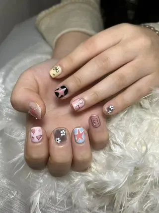 ネイル DEMAIN- 🌹のネイルデザイン