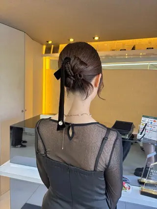 ヘアアレンジ ヘアセット／眉毛カッ ト/Nana〻のヘアスタイル