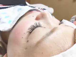ロング カラー パーマ ヘアアレンジ キッズ ネイル マツエク・マツパ brille ~eyelash~のマツエク・マツパデザイン