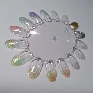 ネイル Nailsalon petille所属・Ｈ azのネイルデザイン