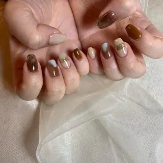 ネイル repos~ルポ~所属・里見 麗のネイルデザイン