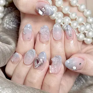 ネイル Queening 🦋のネイルデザイン