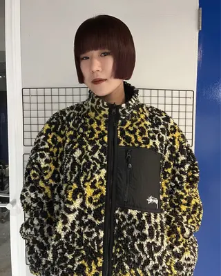 カラー AOI ハイトーン/ボブのヘアスタイル