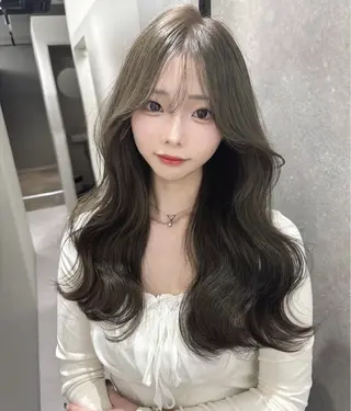 カラー 江口 瑠星のヘアスタイル