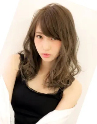 ミディアム セミロング カラー Nest 三田のマツエク・マツパデザイン