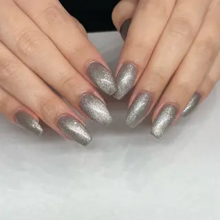 ネイル Salon attrait 大石のネイルデザイン