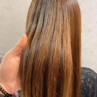 ロング 福岡縮毛矯正✨️ ストレート 向井和輝のヘアスタイル