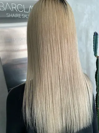 ロング WELLY  TOKYO所属・🌈レイヤーカット/ ハイトーン🌈タクマのヘアスタイル