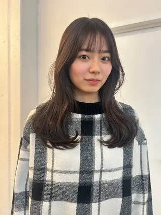 ロング レイヤーカット/ 透明感カラーmikuのヘアスタイル