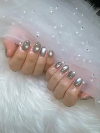 ネイル クイーンズネイル銀座所属・Queeens nailのネイルデザイン