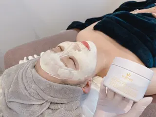 LUANA TAKAGIの眉毛・アイブロウイメージ