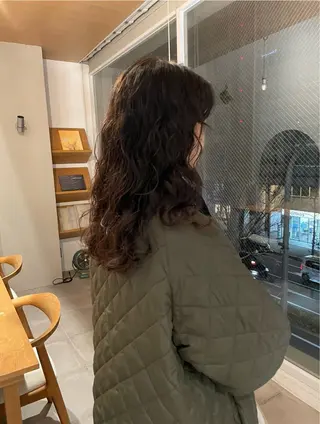 ミディアム パーマ 土川 陽菜のヘアスタイル