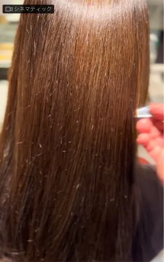 セミロング カラー エンターテイナー🔥 星野　甲斐のヘアスタイル