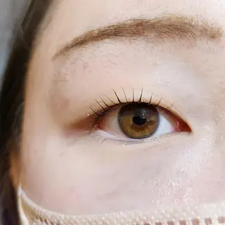 マツエク・マツパ 💜bora .のネイルデザイン