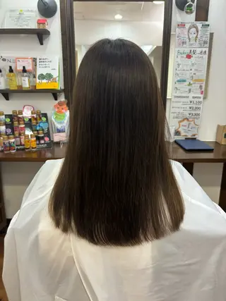 セミロング flower所属・奥井 姫華のヘアスタイル