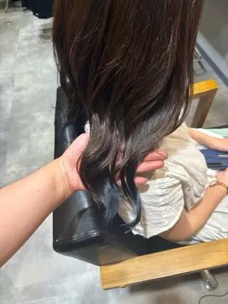 ミディアム 小堀 いぶきのヘアスタイル