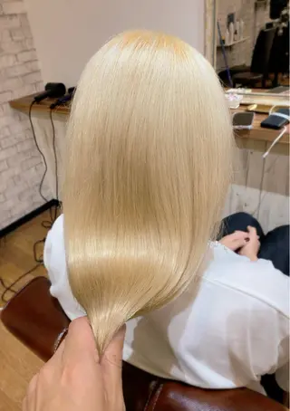 ロング カラー S. RYUTAのヘアスタイル