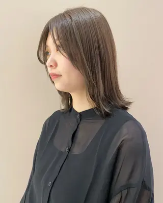 ミディアム カラー ベージュ/アレンジ /横浜/杉本千夏のヘアスタイル
