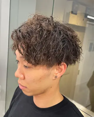 パーマ メンズ メンズスタイリスト✨ 助川龍哉のヘアスタイル