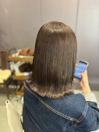 ミディアム Iris by artina 武蔵小杉店【イリス バイ アルティナ】所属・🎼レイヤー/顔周り カット/nene♬のヘアスタイル