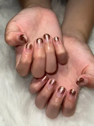 ネイル Momoka 🍑🎀のネイルデザイン